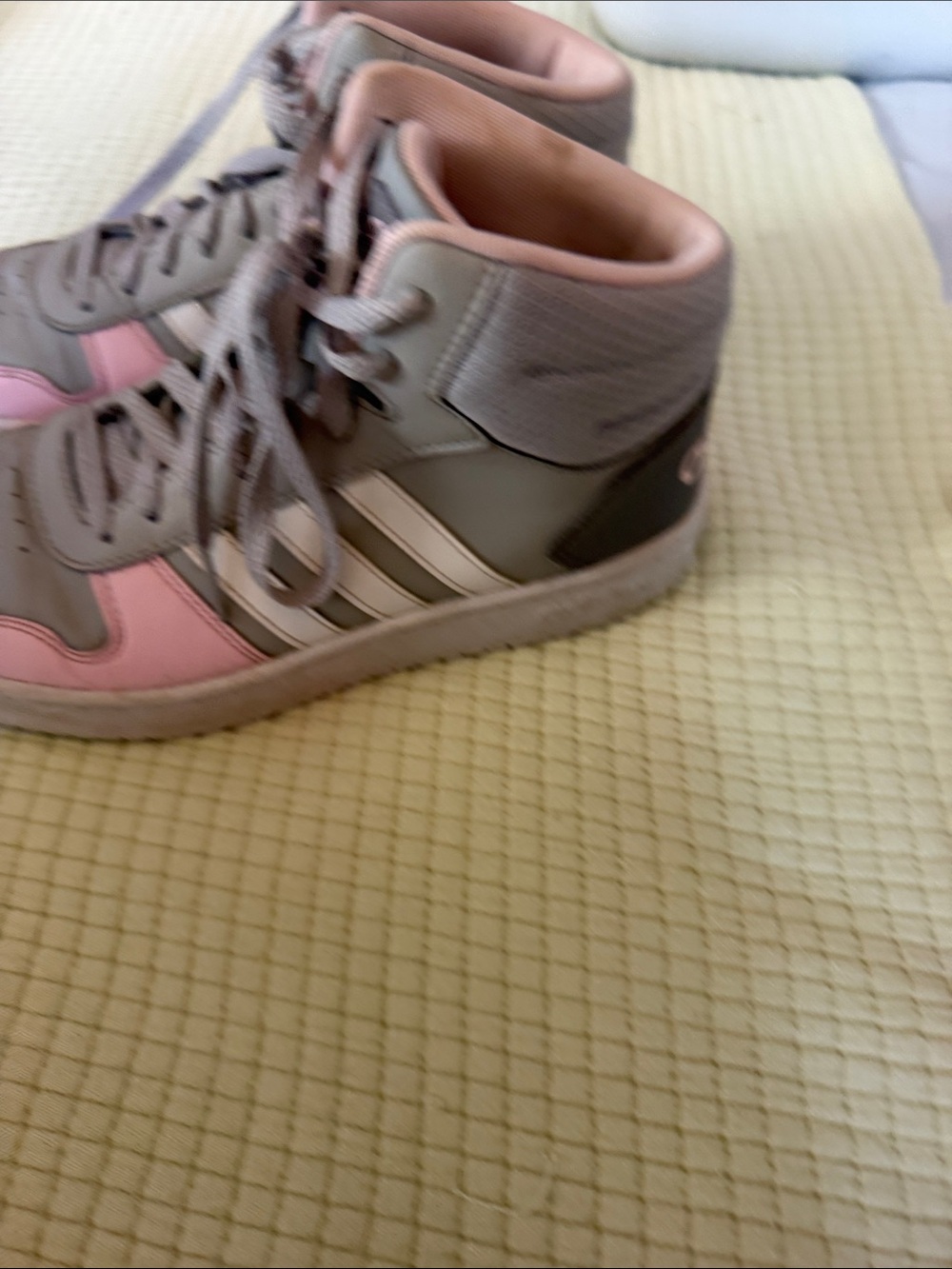 Adidas High-Top Sneakers - Grey and Pink